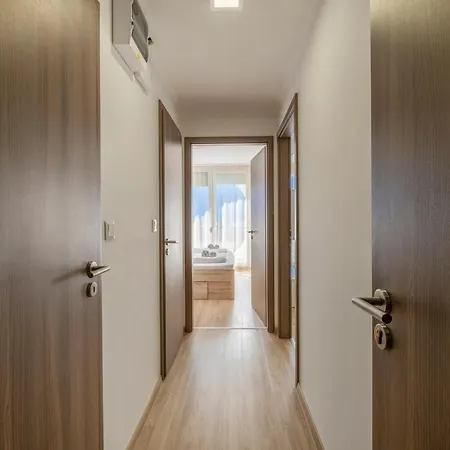 Myflat Panorama - Cirkalo 709 Apartment *