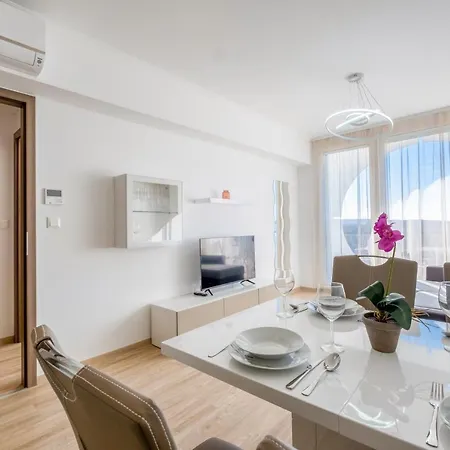 Myflat Panorama - Cirkalo 709 Apartment